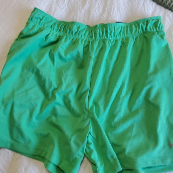 Nike Attack Shorts 5" Inseam Mid-Rise Unlined Large Retail $30 NWT - Picture 6 of 6